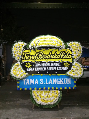 Papan Bunga Duka di Ranjeng